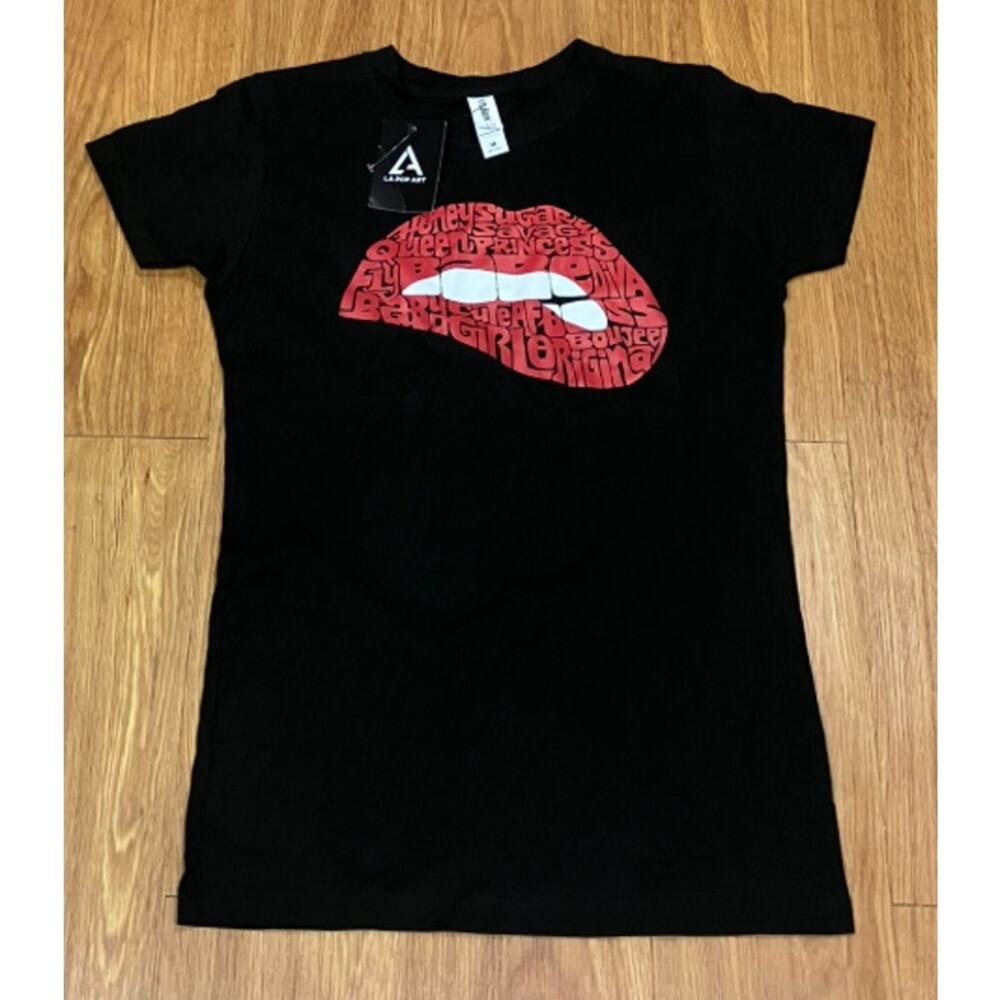 LA Pop Art Women's Word Art Lips Short Sleeve T-shirt M
